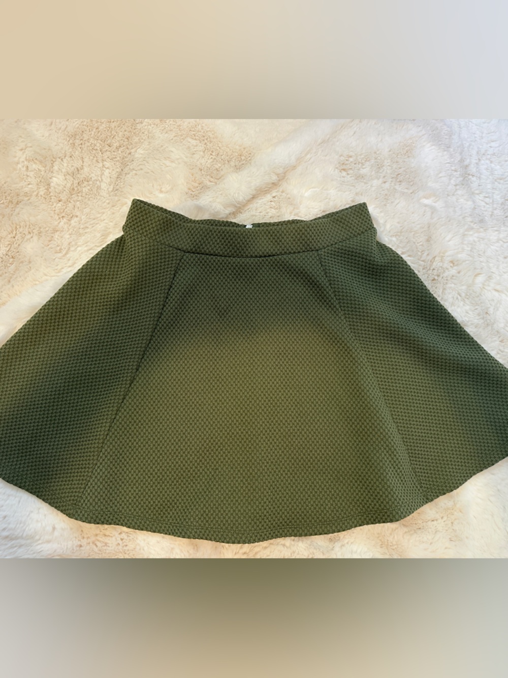 H&M divided forest green mini skirt, size medium